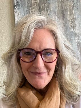 Meet your Posher, Janine